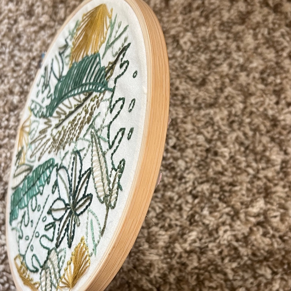 Embroidered Leaf Pattern Wall Art - Picture 6 of 6